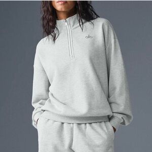 ALO Yoga Women's Light Gray Quarter-Zip Sweatshirt ONLY!!!